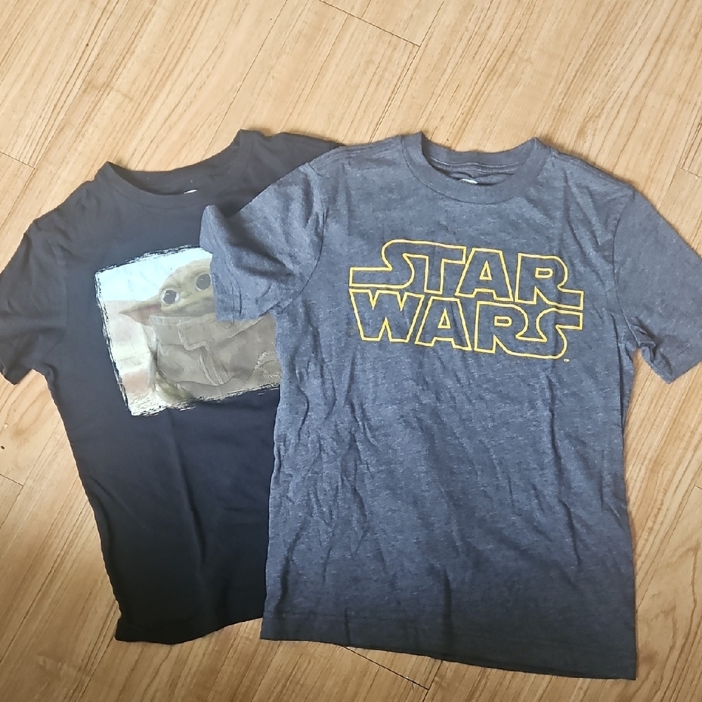 Bundle (2) Star Wars T-shirts. Old Navy Boys Medium